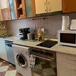 Fantastic 2 Bedroom Apartment - Top Center